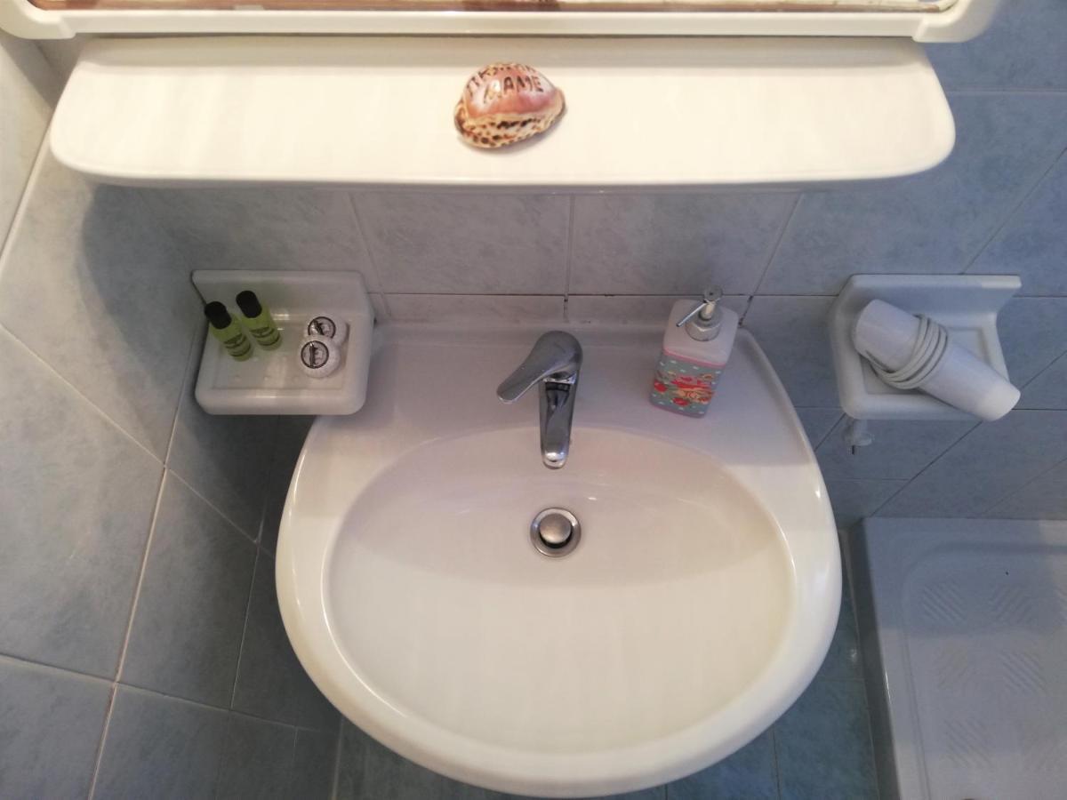 Elli Rooms Патитири Экстерьер фото